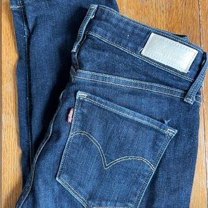 Levi’s 721 high rise skinny
